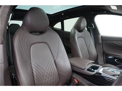 صورة مصغرة 50 لـ 2023 Aston Martin DBX