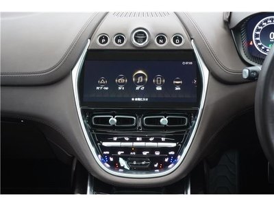 صورة مصغرة 57 لـ 2023 Aston Martin DBX