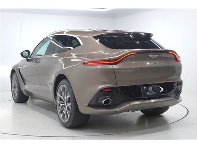 صورة مصغرة 2 لـ 2023 Aston Martin DBX