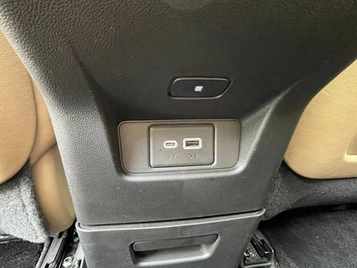 2021 Cadillac XT6 照片 33