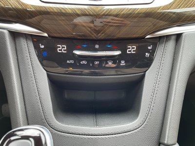 2021 Cadillac XT6 照片 49