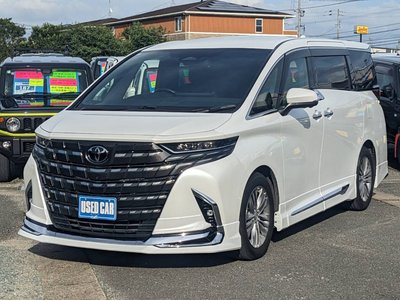 2023 Toyota ALPHARD — фото 1