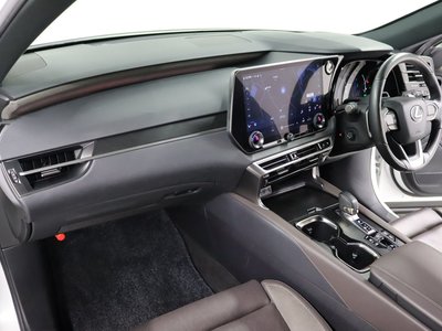 2023 Lexus RX photo 12