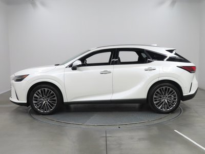 2023 Lexus RX photo 7