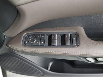 2023 Lexus RX photo 11