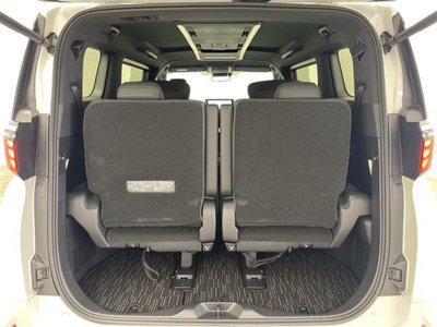2025 Toyota ALPHARD — фото 39