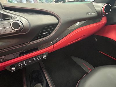2021 Ferrari F8 SPIDER 照片 32