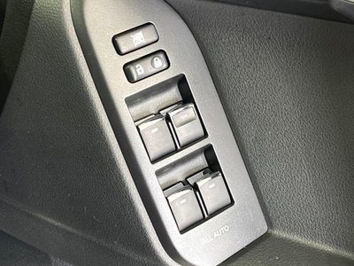 صورة 65 لـ 2023 Toyota LAND CRUISER PRADO