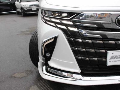 صورة 13 لـ 2023 Toyota ALPHARD