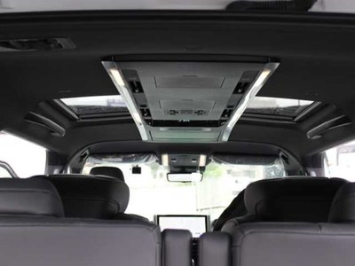 صورة 37 لـ 2023 Toyota ALPHARD