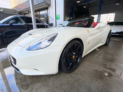 صورة مصغرة 9 لـ 2010 Ferrari CALIFORNIA