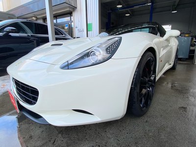 صورة مصغرة 64 لـ 2010 Ferrari CALIFORNIA
