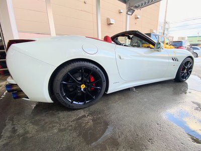 صورة مصغرة 19 لـ 2010 Ferrari CALIFORNIA