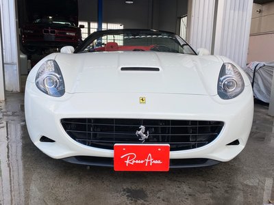صورة مصغرة 5 لـ 2010 Ferrari CALIFORNIA