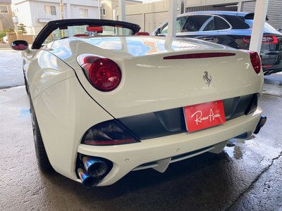 صورة مصغرة 2 لـ 2010 Ferrari CALIFORNIA