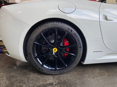 صورة مصغرة 23 لـ 2010 Ferrari CALIFORNIA