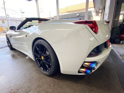 صورة مصغرة 13 لـ 2010 Ferrari CALIFORNIA