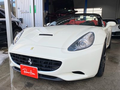 صورة مصغرة 7 لـ 2010 Ferrari CALIFORNIA