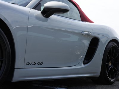 2021 Porsche 718 thumbnail 21