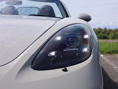 2021 Porsche 718 photo 9