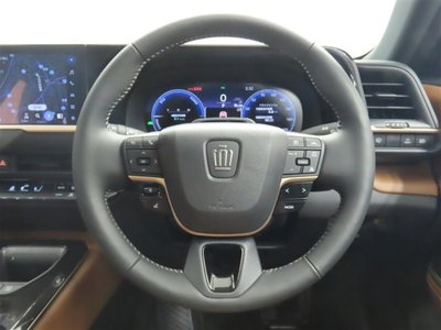 2026 Toyota CROWN ESTATE thumbnail 24