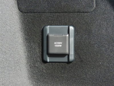2026 Toyota CROWN ESTATE thumbnail 28