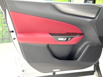 صورة مصغرة 58 لـ 2023 Lexus NX