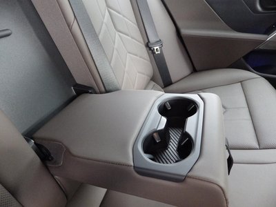 2025 BMW 5 SERIES TOURING thumbnail 25
