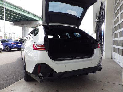 2025 BMW 5 SERIES TOURING 照片 10