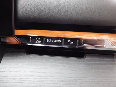 2025 BMW 5 SERIES TOURING thumbnail 45