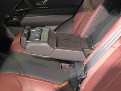 2025 LAND Rover RANGE ROVER SPORT thumbnail 33