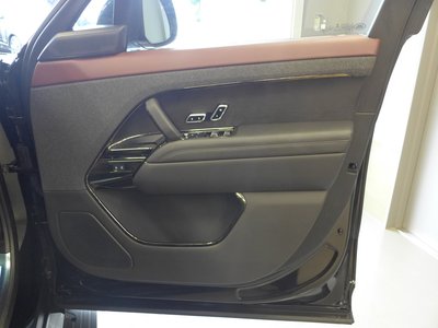 2025 LAND Rover RANGE ROVER SPORT thumbnail 17