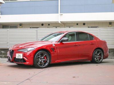 2018 ALFA Romeo JULIA 照片 2