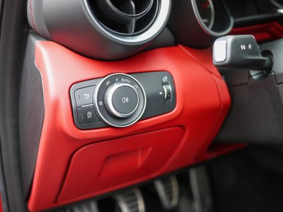 2018 ALFA Romeo JULIA 照片 32