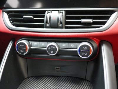 2018 ALFA Romeo JULIA 照片 13