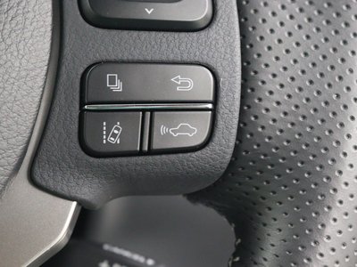 صورة 12 لـ 2025 Lexus RC