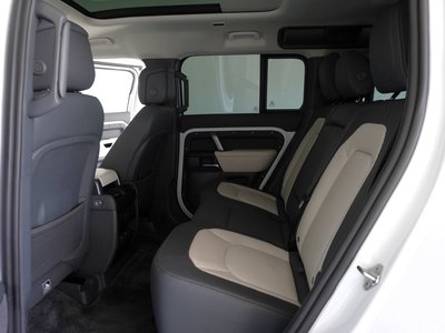 2024 LAND Rover DEFENDER thumbnail 20