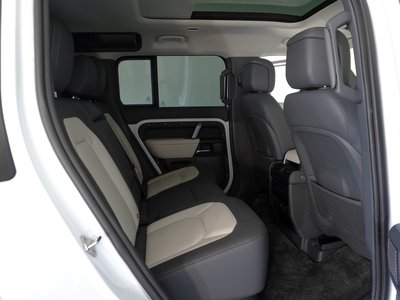 2024 LAND Rover DEFENDER thumbnail 19
