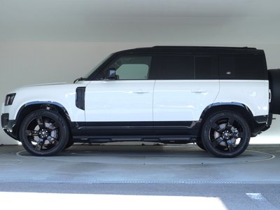 2024 LAND Rover DEFENDER photo 11