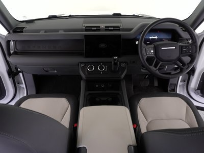2024 LAND Rover DEFENDER photo 16