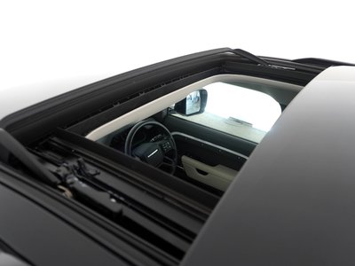 2024 LAND Rover DEFENDER thumbnail 37