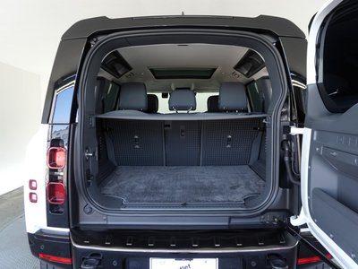 2024 LAND Rover DEFENDER thumbnail 34