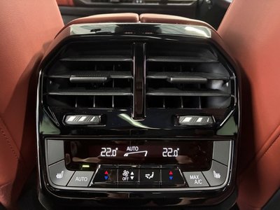 2022 BMW IX photo 24
