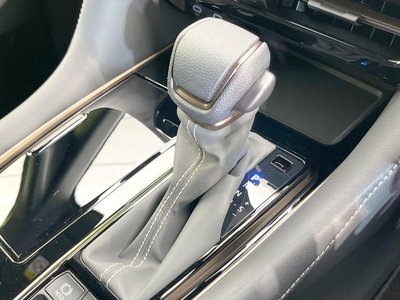 2025 Toyota ALPHARD — фото 44
