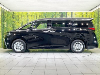 2025 Toyota ALPHARD — фото 31