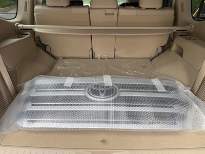 2025 Toyota LAND CRUISER 300 thumbnail 31