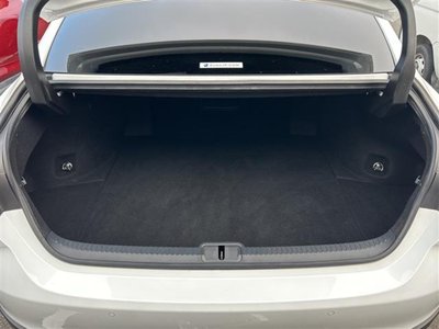 صورة مصغرة 28 لـ 2022 Lexus ES