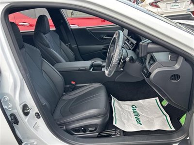 صورة مصغرة 24 لـ 2022 Lexus ES