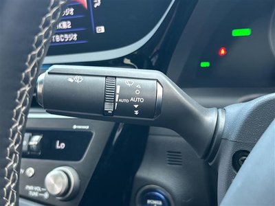 صورة مصغرة 22 لـ 2022 Lexus ES