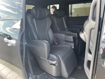 صورة مصغرة 17 لـ 2024 Toyota ALPHARD